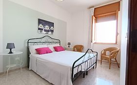 Casa Laura 100M Dalla Sabbia
